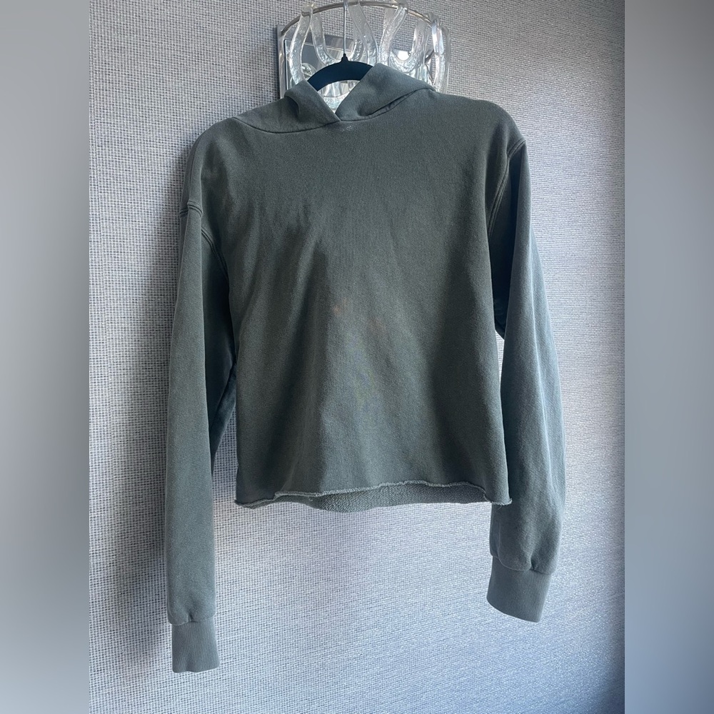Perfect White Tee Hoodie size XS